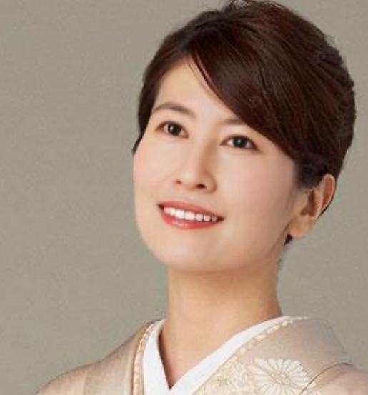 占いサイト幸運の環 偽鑑定師 藤原静子